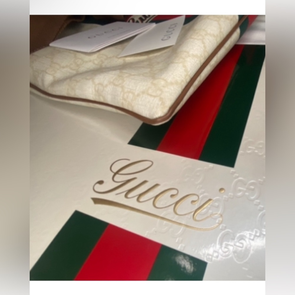 GUCCI ❤️❤️ SHERRY/WEB LINE CROSSBODY RARE - Picture 6 of 15